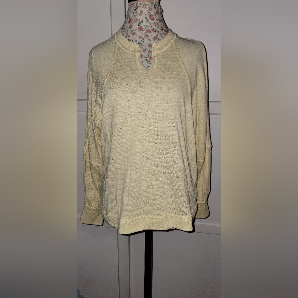 FRANCESCA'S Kristen Notch Neck Long Sleeve Top